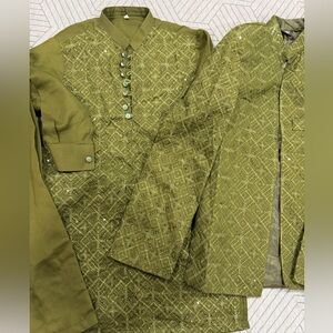 Pakistani boy’s suit